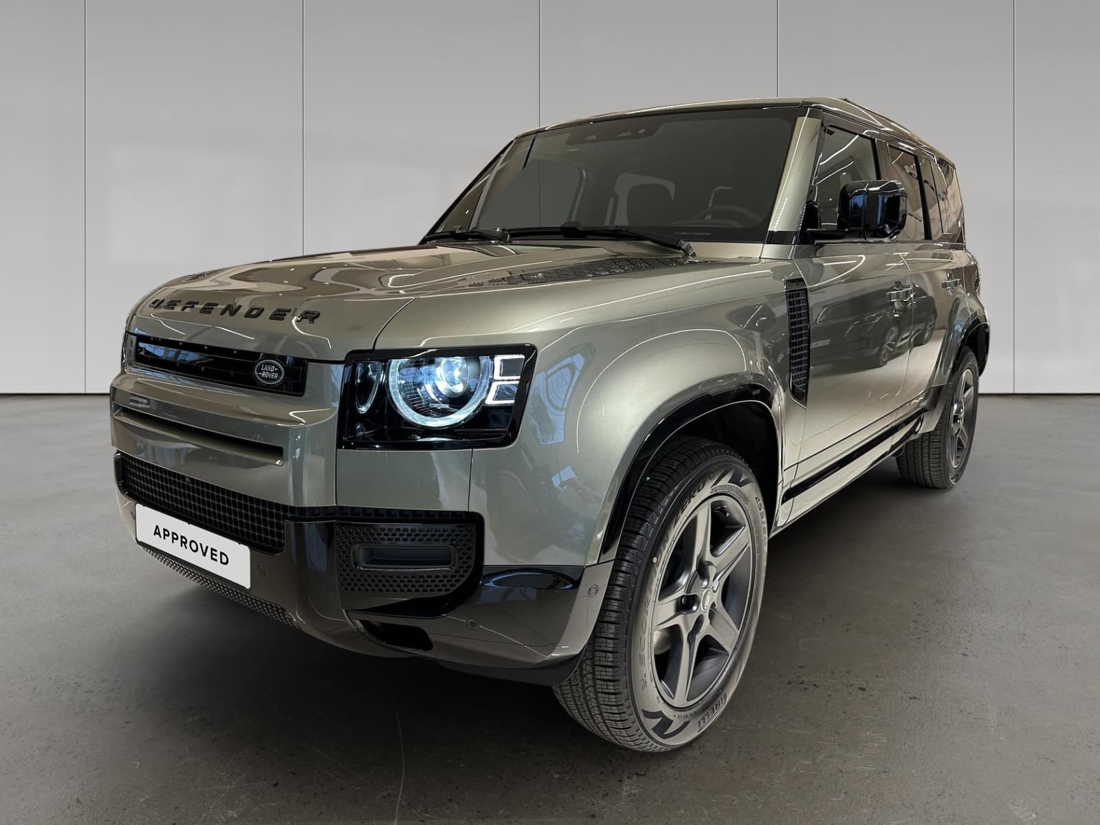 Land Rover Defender 110