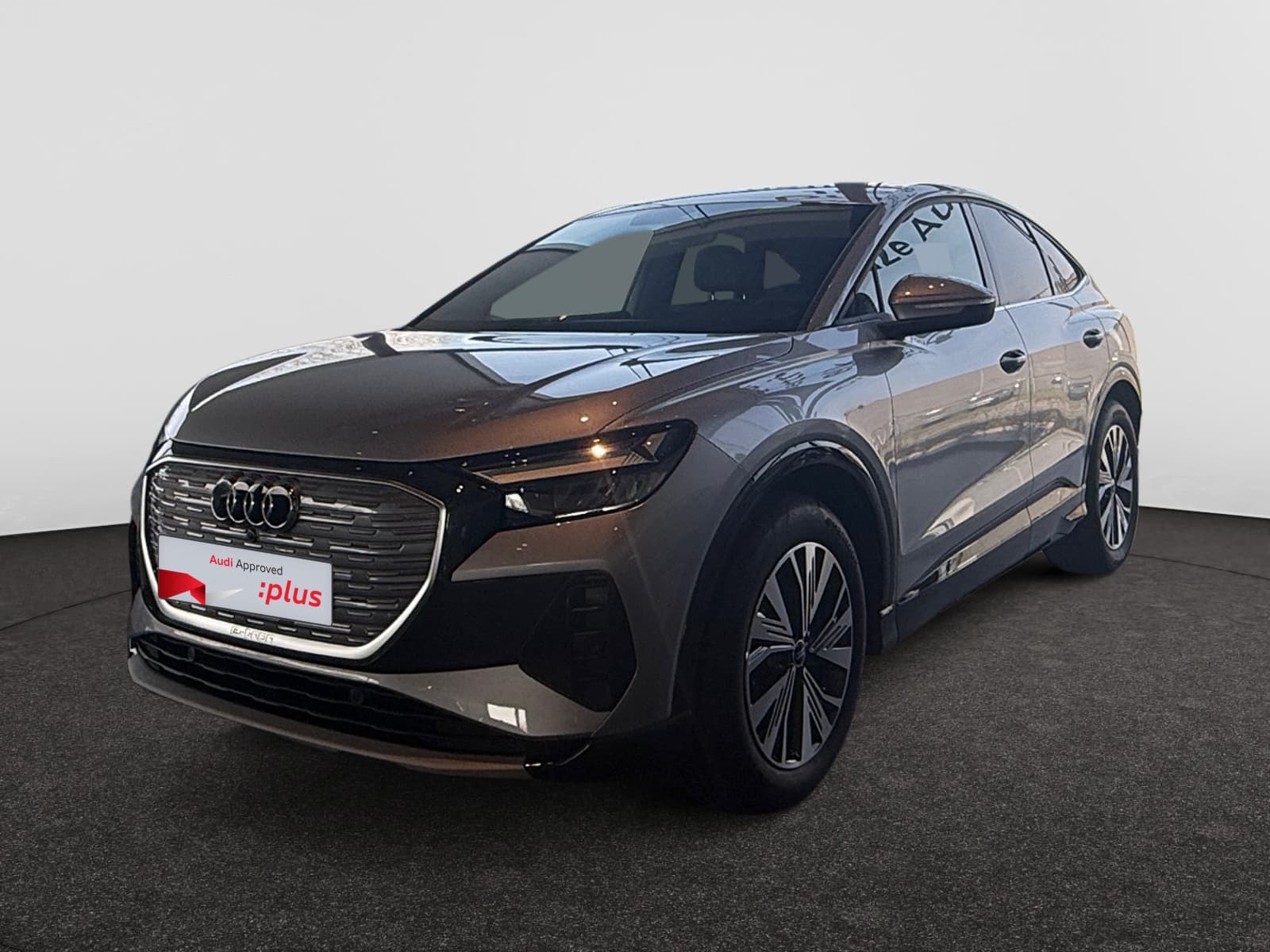 AUDI Q4 Sportback e-tron