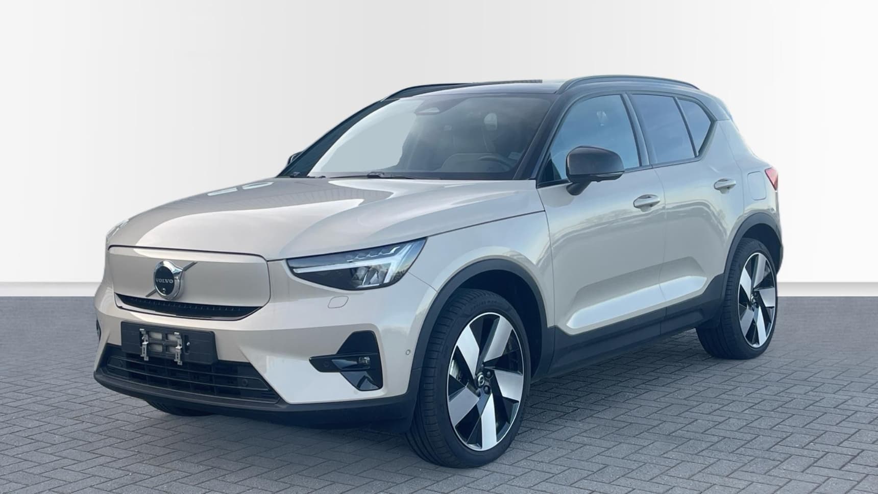 Volvo EX40