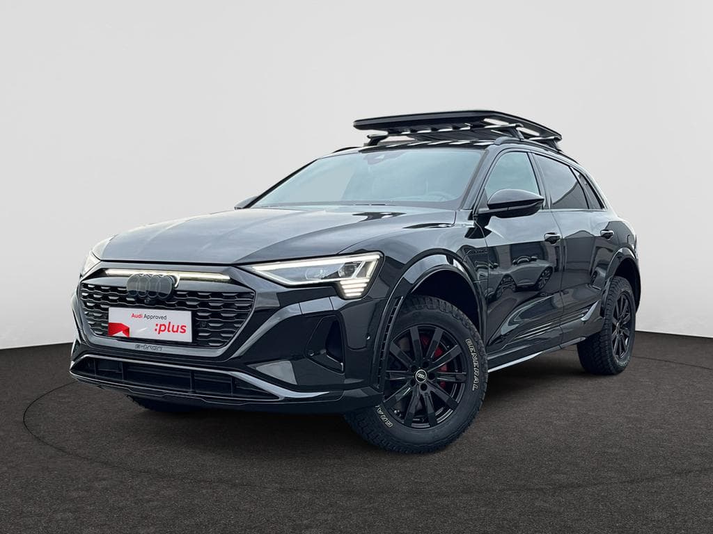 AUDI Q8 e-tron