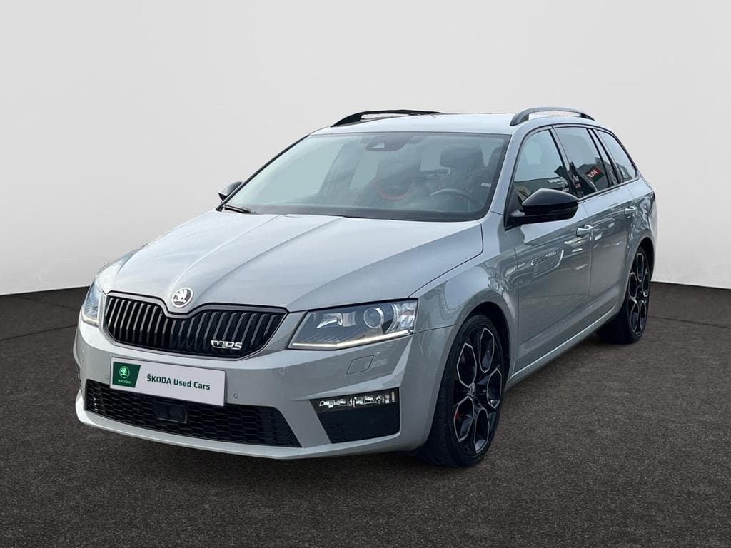 SKODA Octavia Combi RS