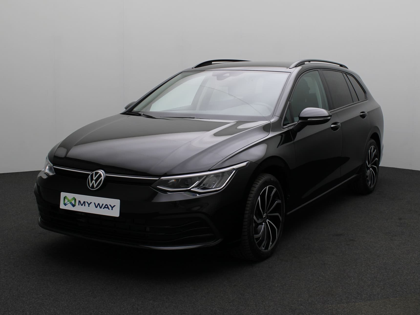 VOLKSWAGEN Golf VIII SW