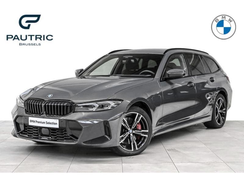 BMW 330e xDrive Touring