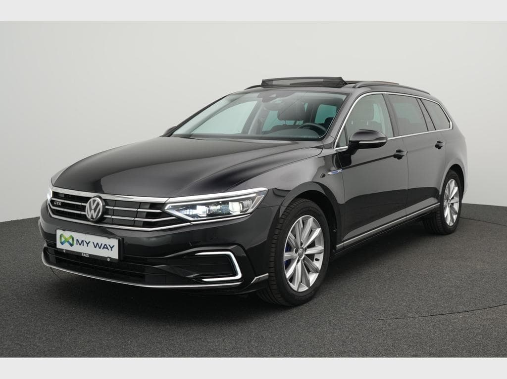 VOLKSWAGEN Passat Variant GTE
