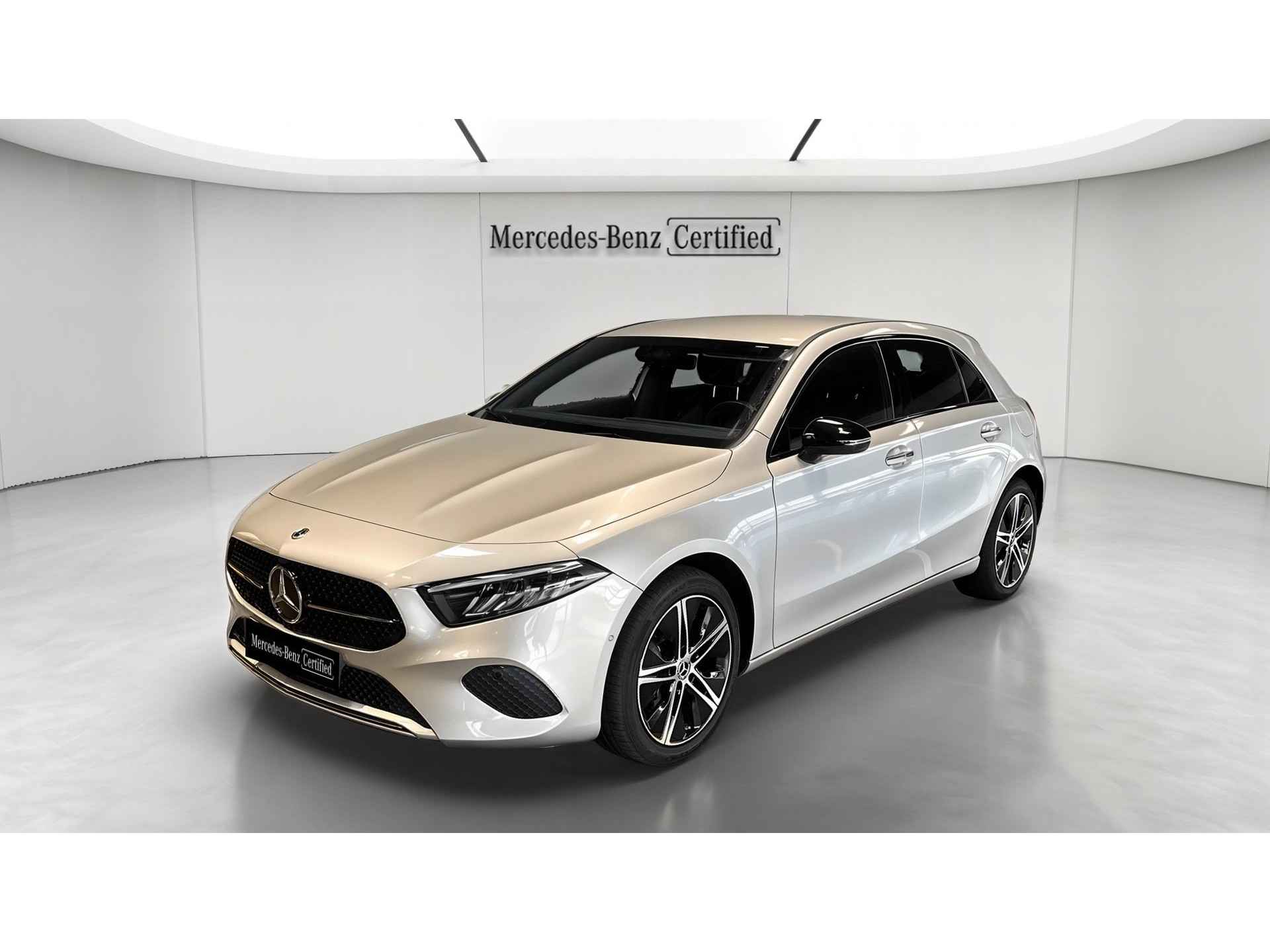 Mercedes A 250 e Luxury Line