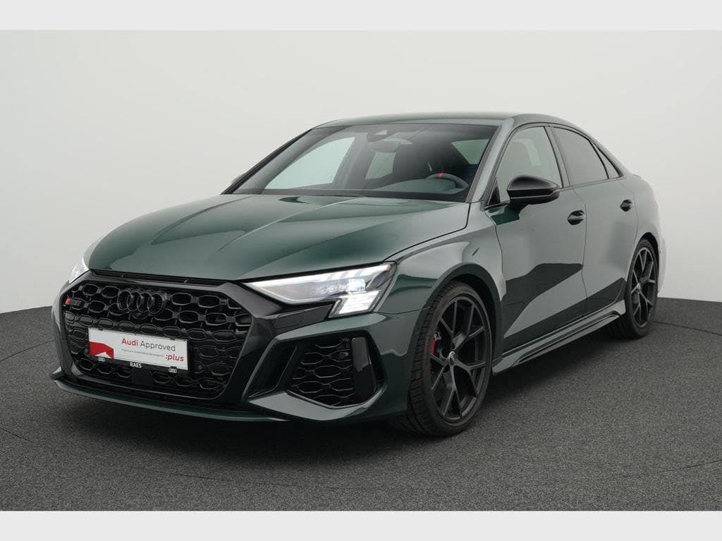AUDI RS3 Sedan