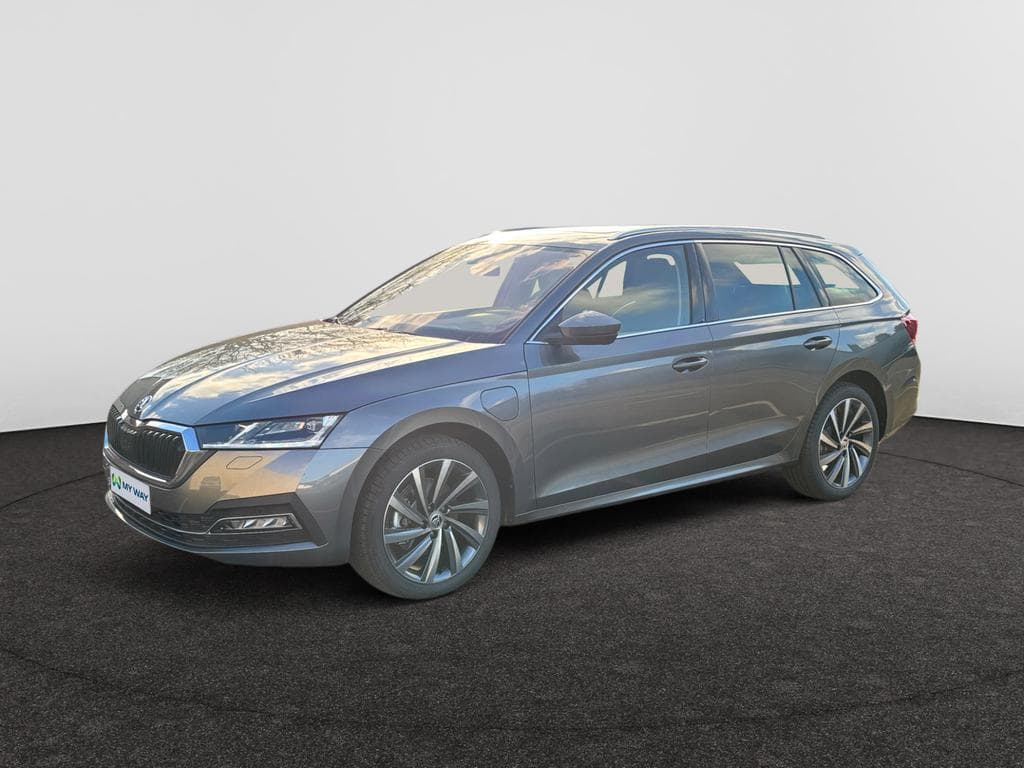 SKODA Octavia Combi PHEV