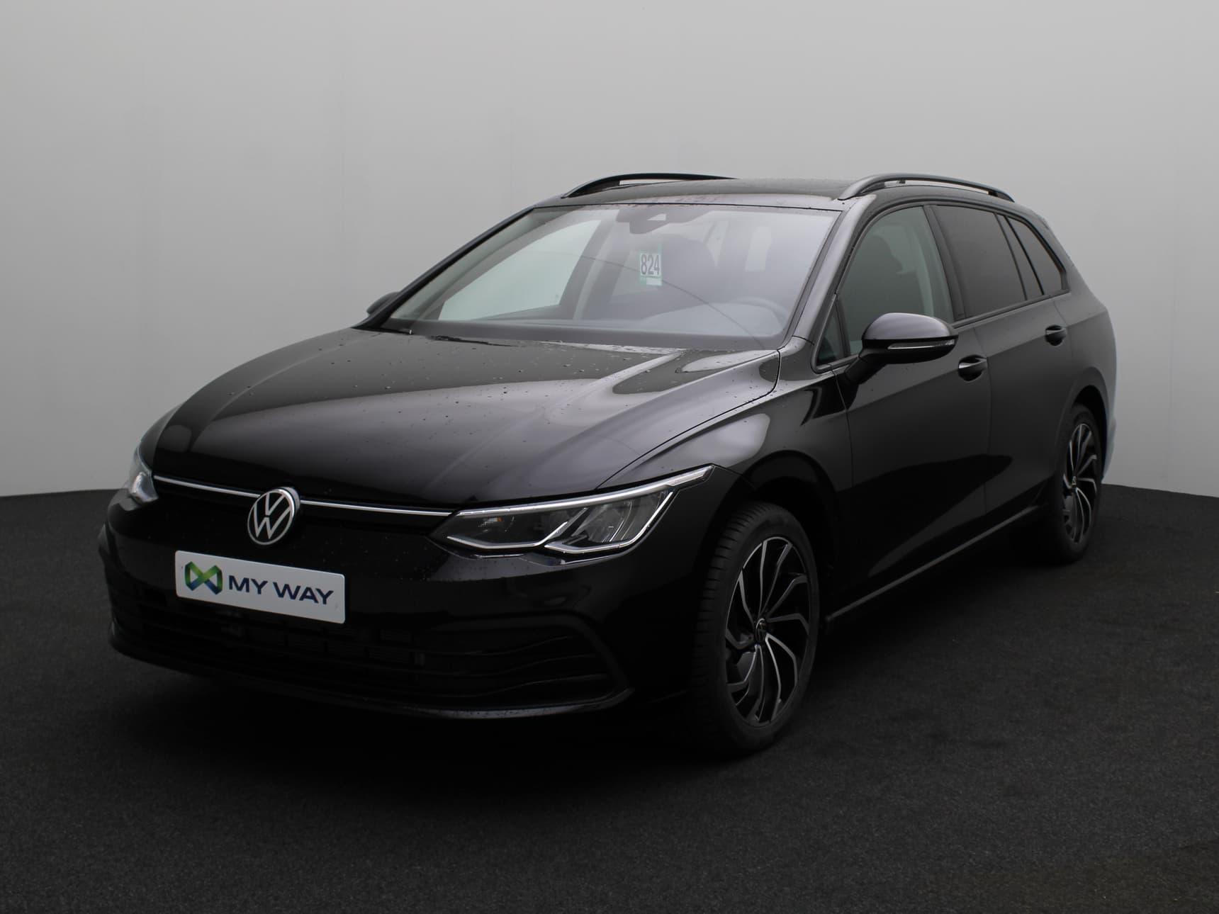 VOLKSWAGEN Golf VIII SW