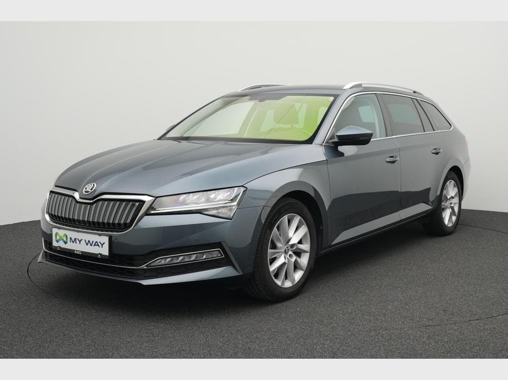 SKODA Superb Combi PHEV