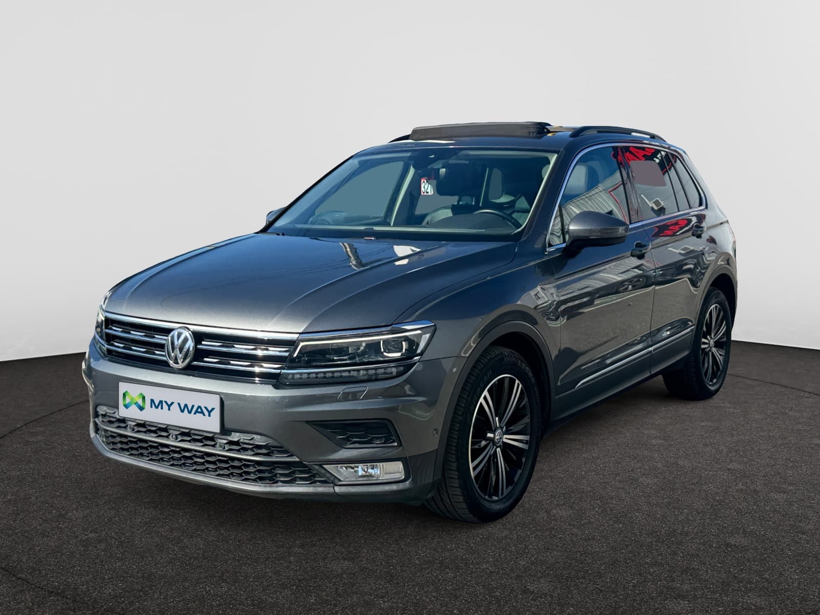 VOLKSWAGEN Tiguan