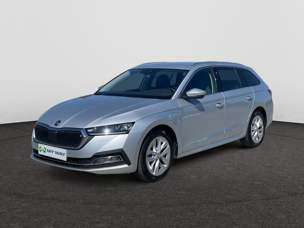 SKODA Octavia Combi PHEV