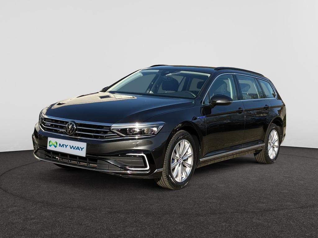 VOLKSWAGEN Passat Variant GTE