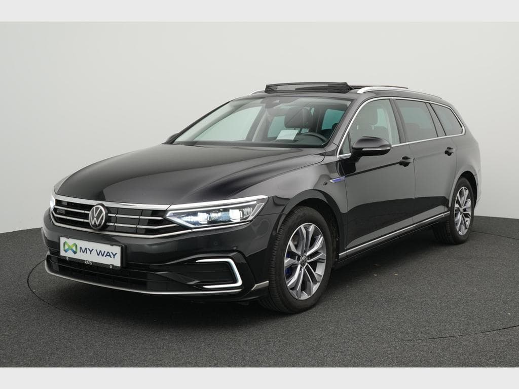 VOLKSWAGEN Passat Variant GTE