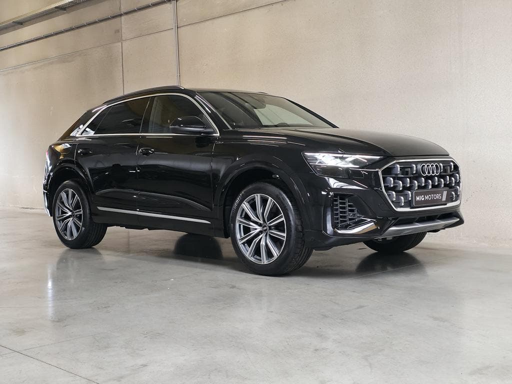 AUDI Q8 SUV