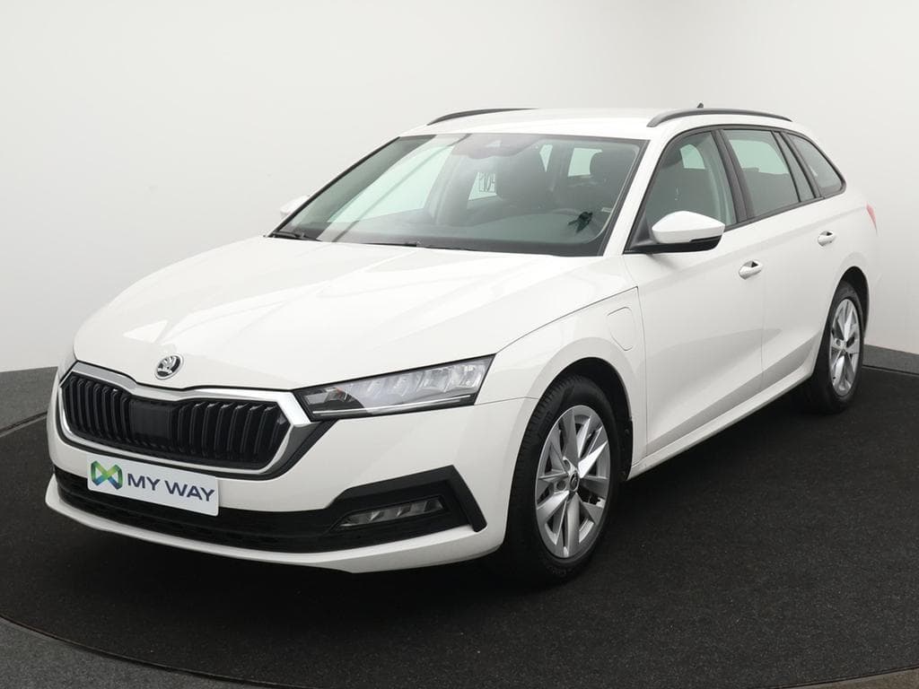 SKODA Octavia Combi PHEV