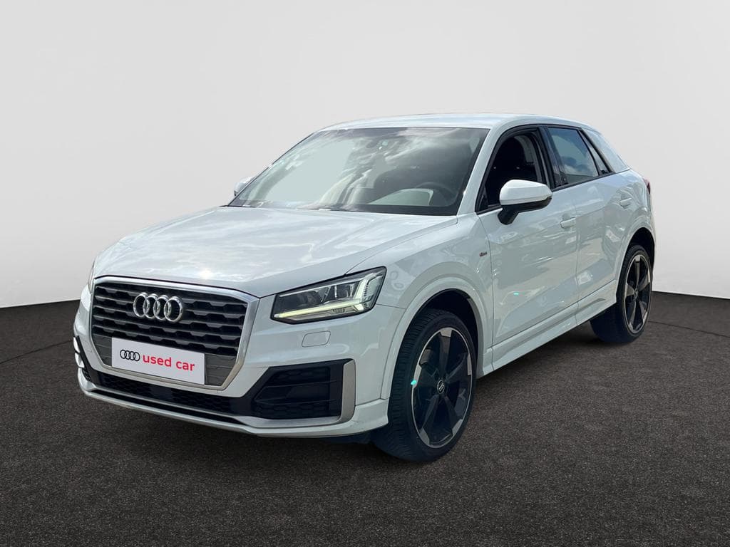 AUDI Q2