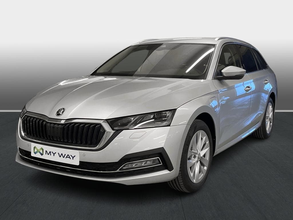 SKODA Octavia Combi PHEV