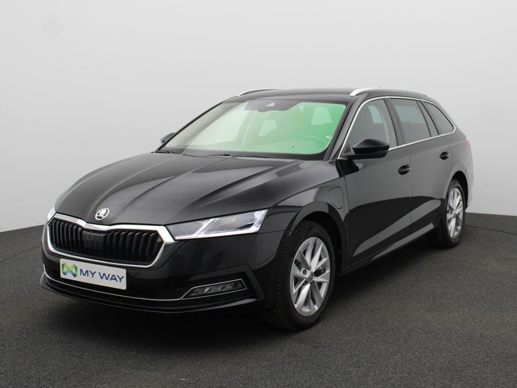 SKODA Octavia Combi PHEV