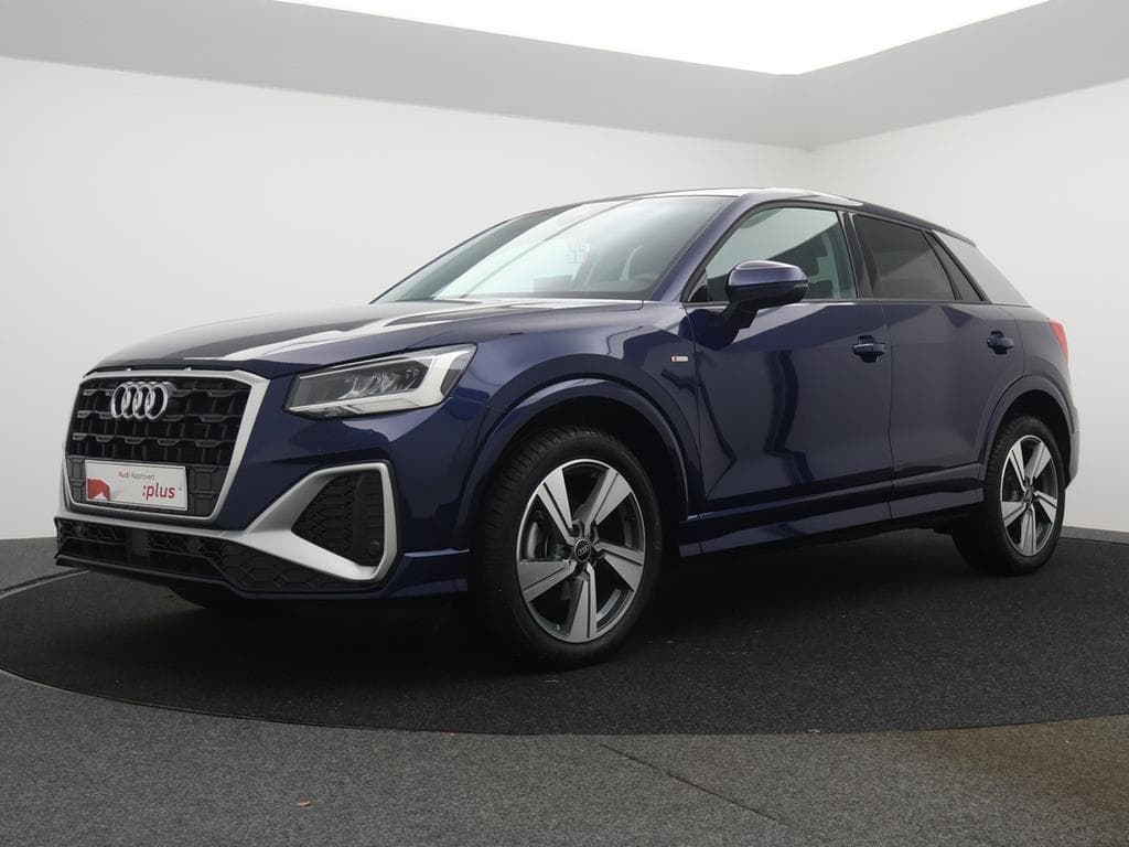 AUDI Q2