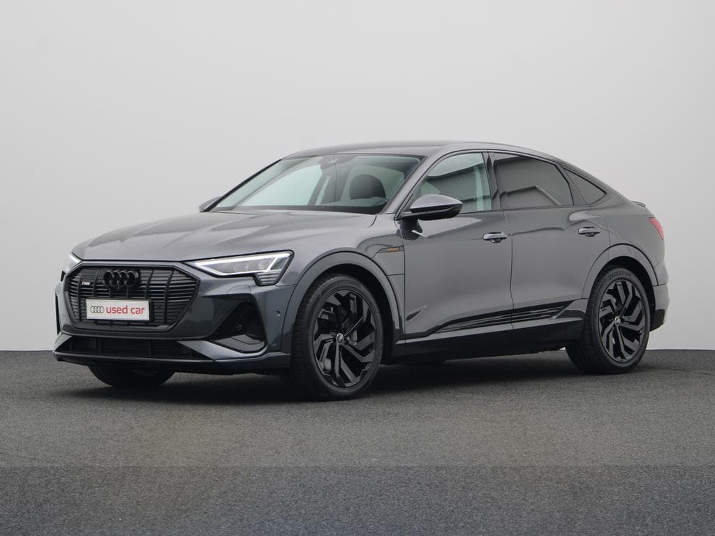 AUDI e-tron Sportback