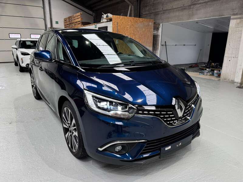 Renault - Grand Scenic