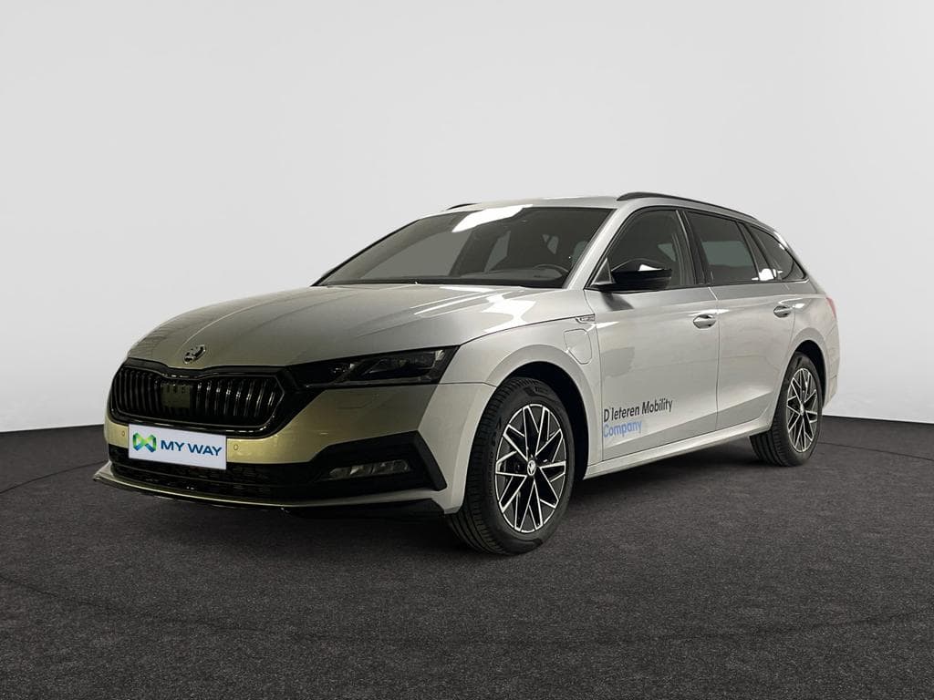SKODA Octavia Combi PHEV
