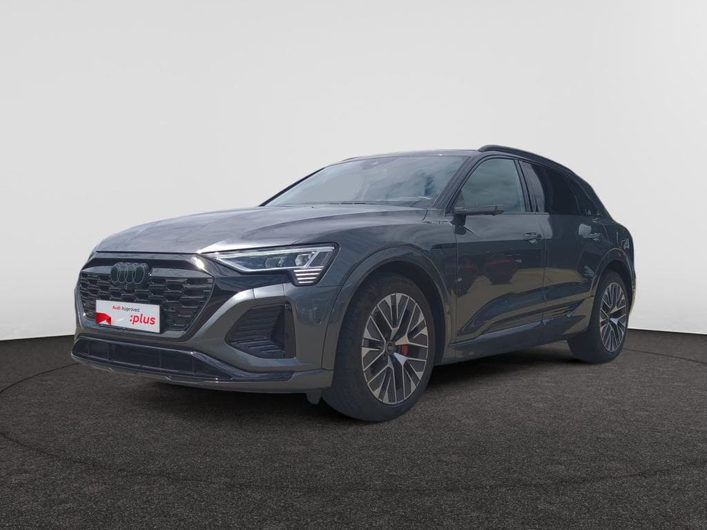 AUDI Q8 e-tron
