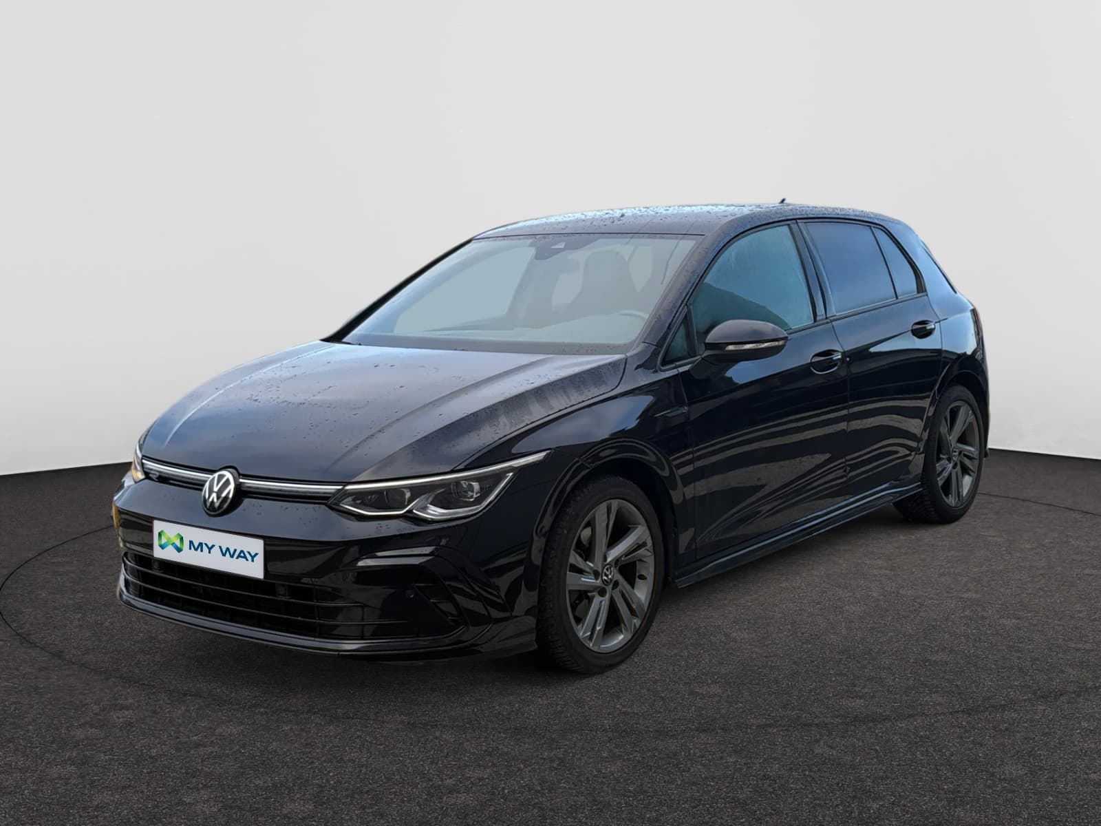 VOLKSWAGEN Golf VIII