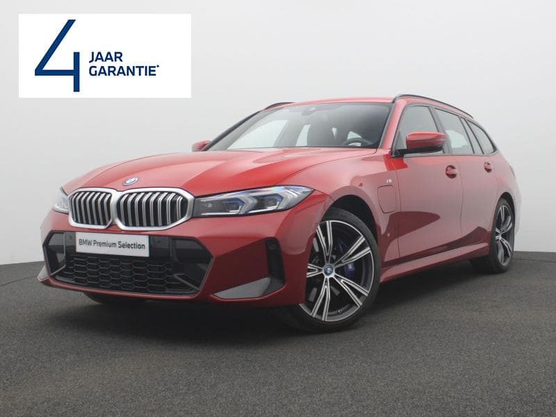 BMW 330e xDrive Touring