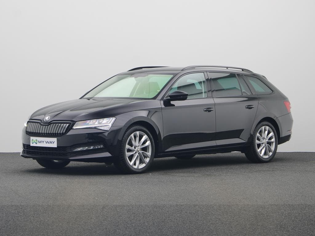 SKODA Superb Combi PHEV