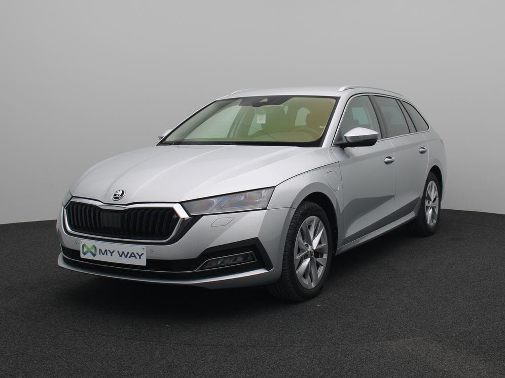 SKODA Octavia Combi PHEV