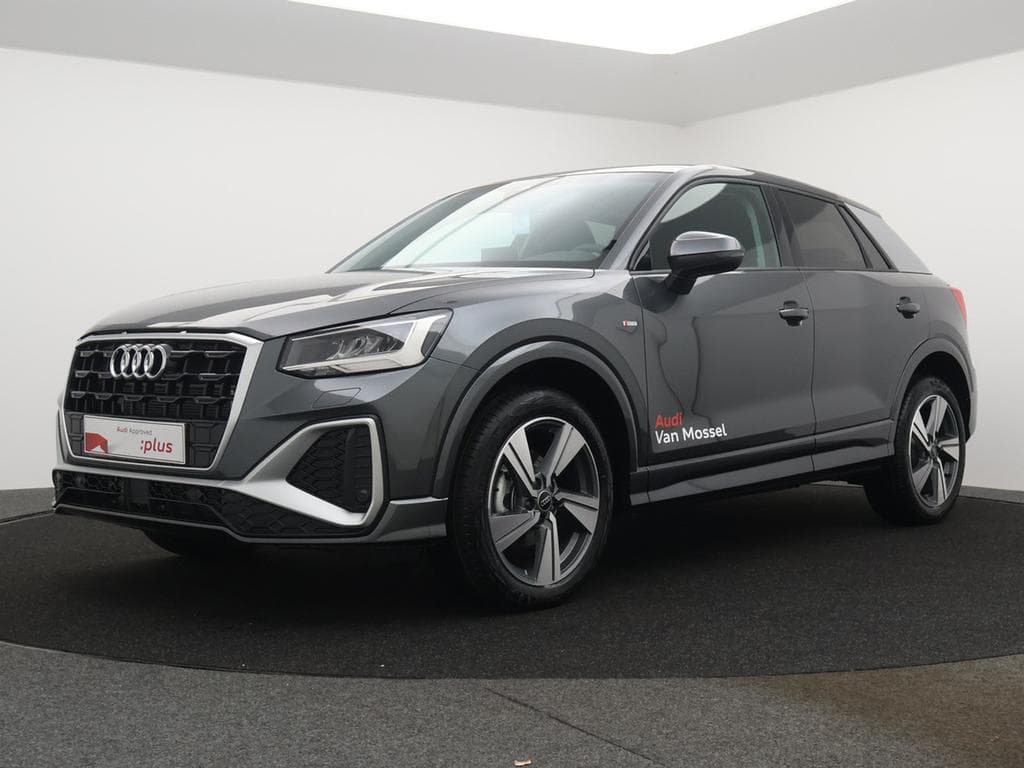 AUDI Q2