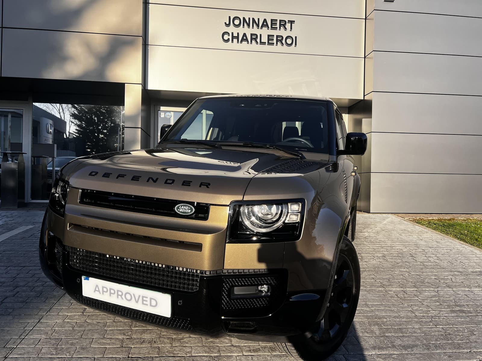 Land Rover Defender 110