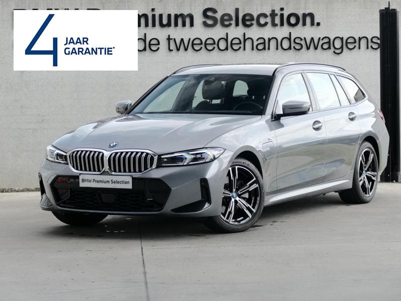 BMW 330e Touring