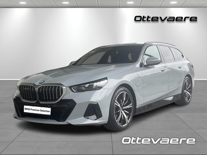 BMW 530e xDrive Touring