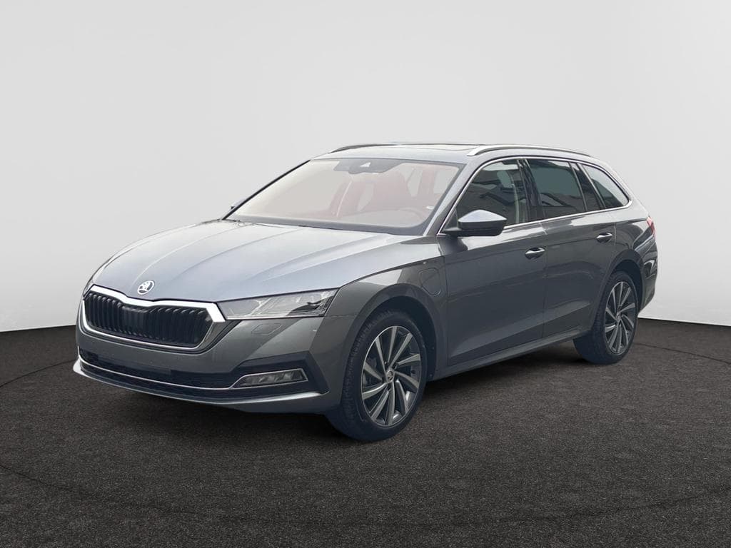 SKODA Octavia Combi PHEV