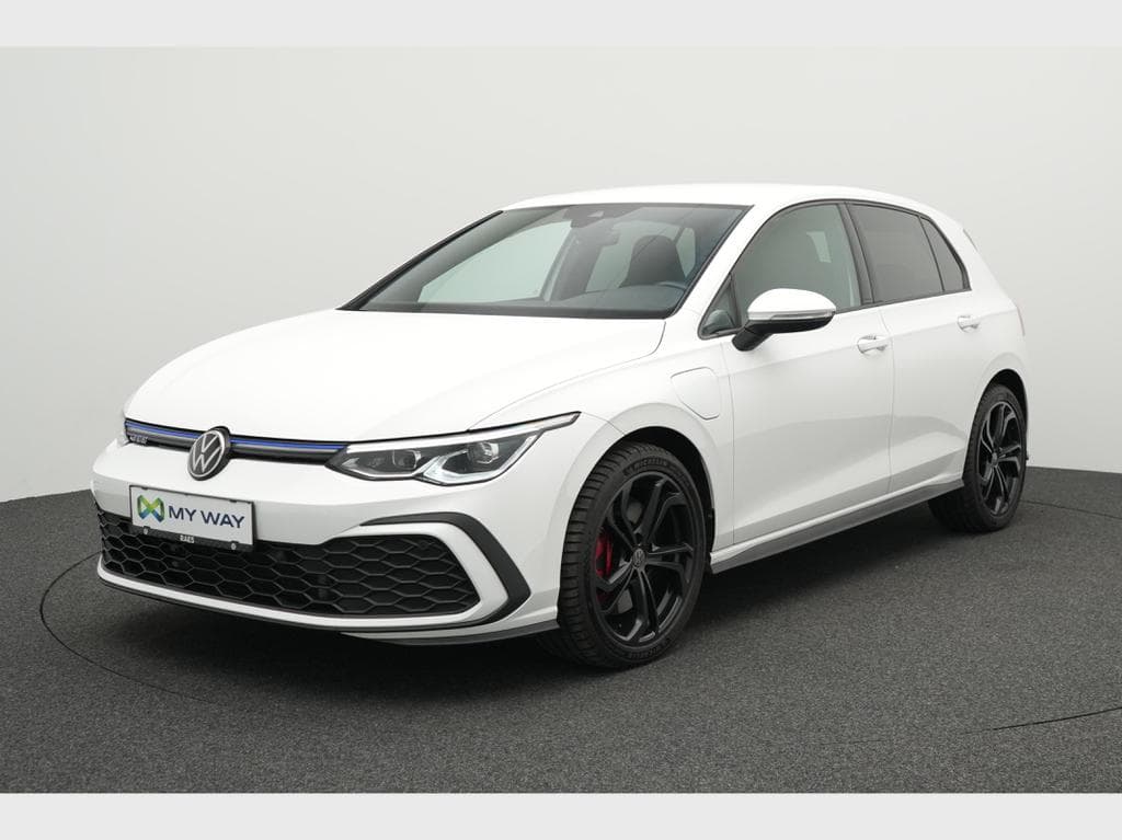 VOLKSWAGEN Golf VIII GTE