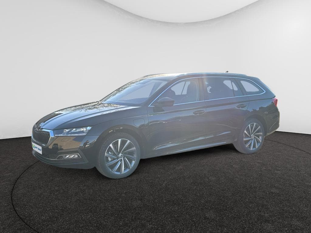 SKODA Octavia Combi PHEV