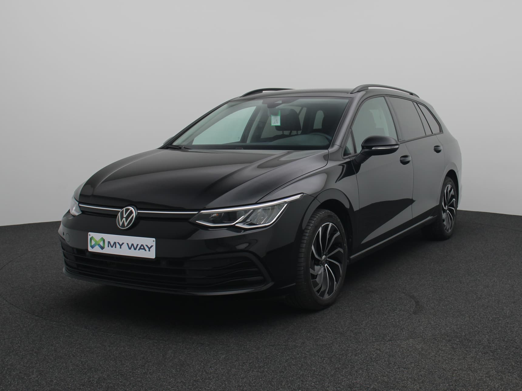 VOLKSWAGEN Golf VIII SW