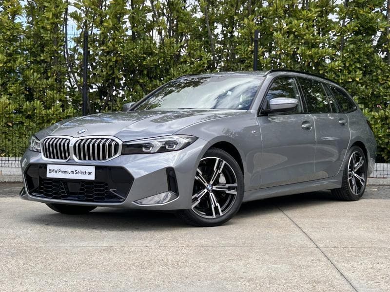 BMW 330i xDrive Touring