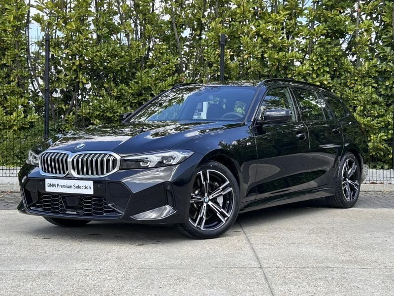 BMW 330i xDrive Touring