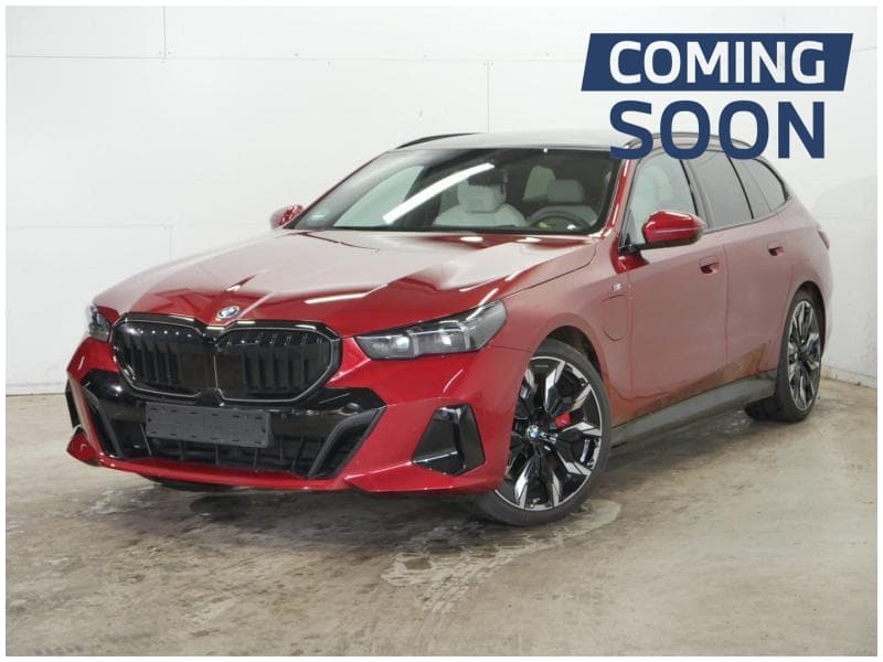 BMW 550e xDrive Touring