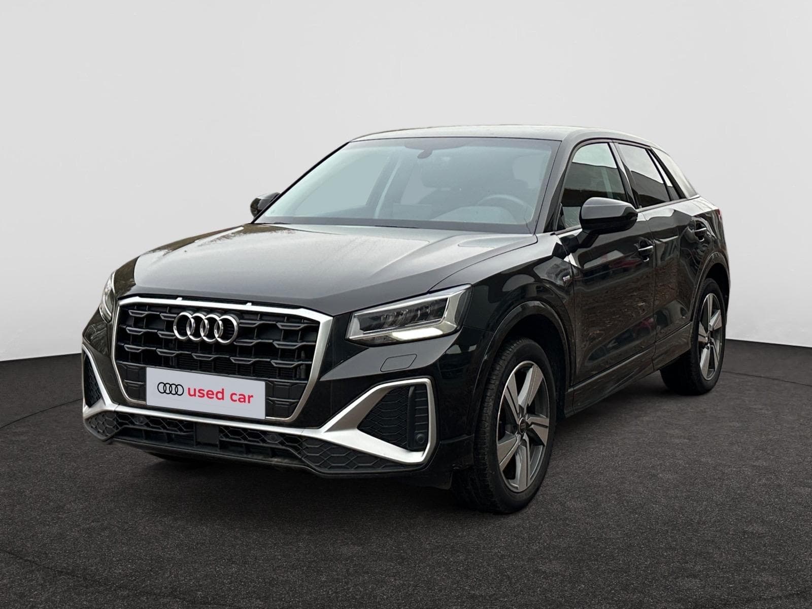 AUDI Q2