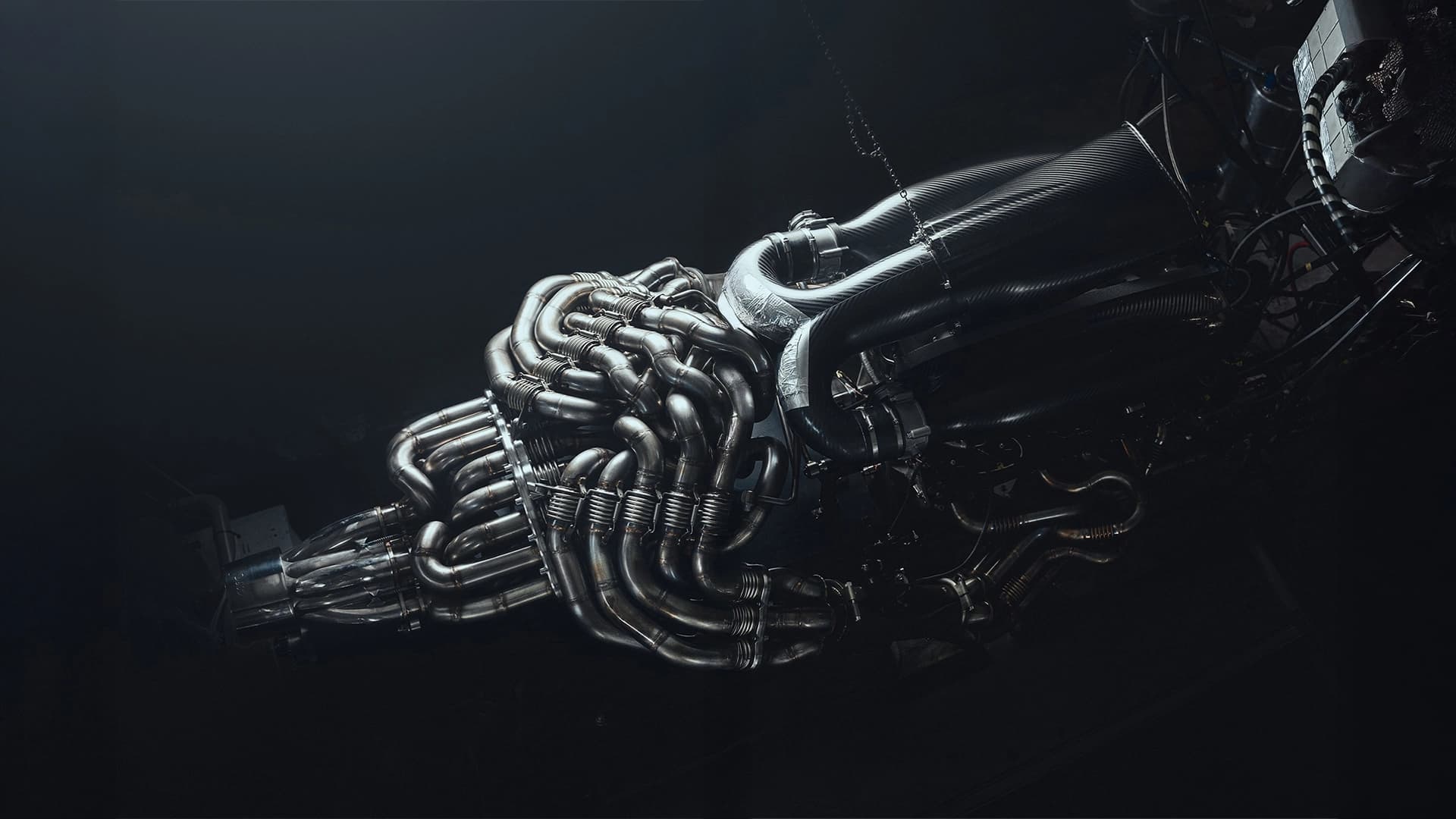 2026-DeTomasoP900-Track-Only-Hypercar-Titamium-Exhaust-HD