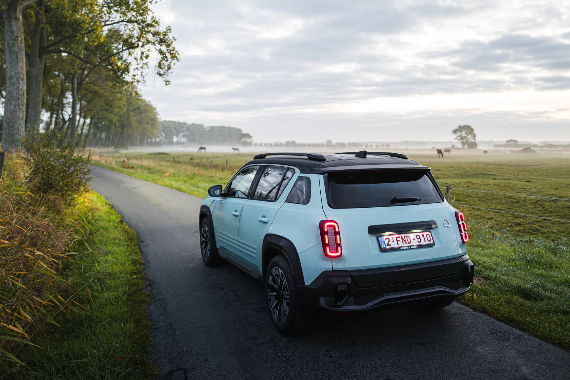 Renault's two hit EVs are getting stronger motors in 2027
