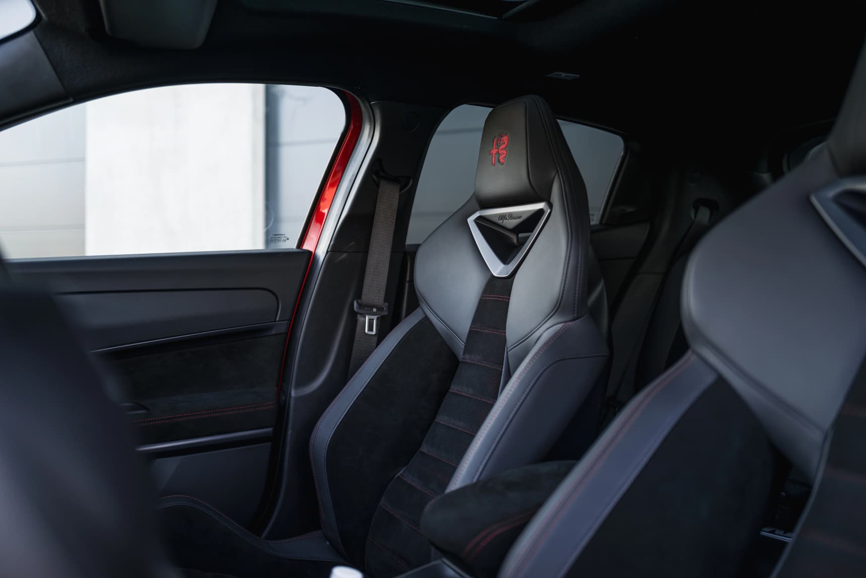 2026_Alfa_Romeo_Junior_Veloce_Rosso_Brera_Interior_Wallpaper_HD