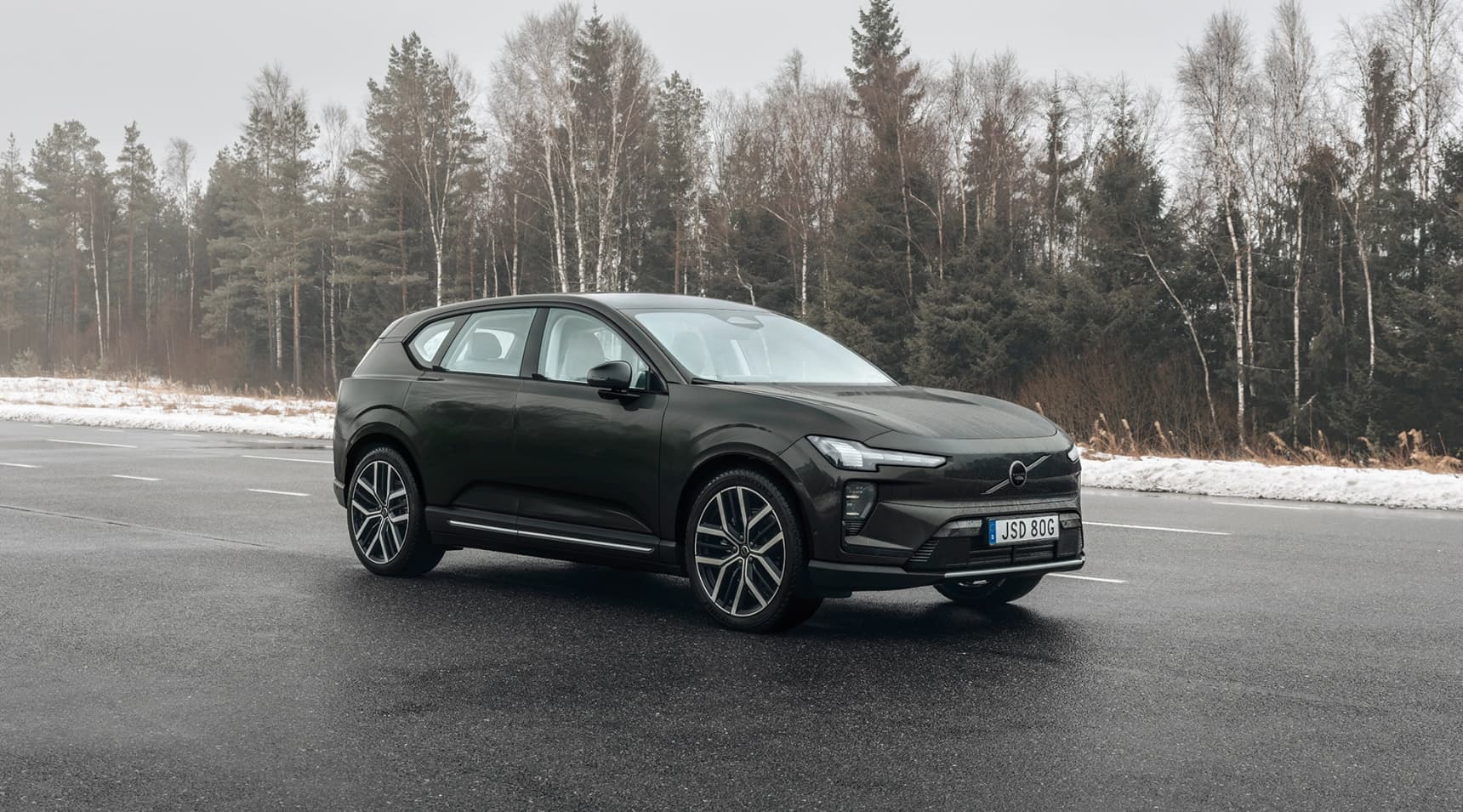 Volvo EX60 demand explodes: production ramp-up already underway