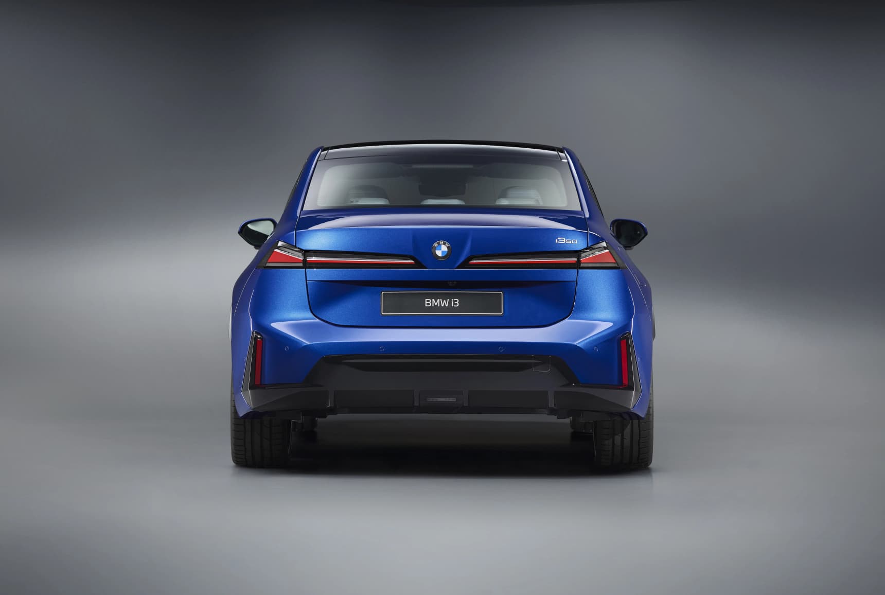 2026_BMW_i3_Exterior_M_Le_Castellet_Blue_HD_Wallpaper