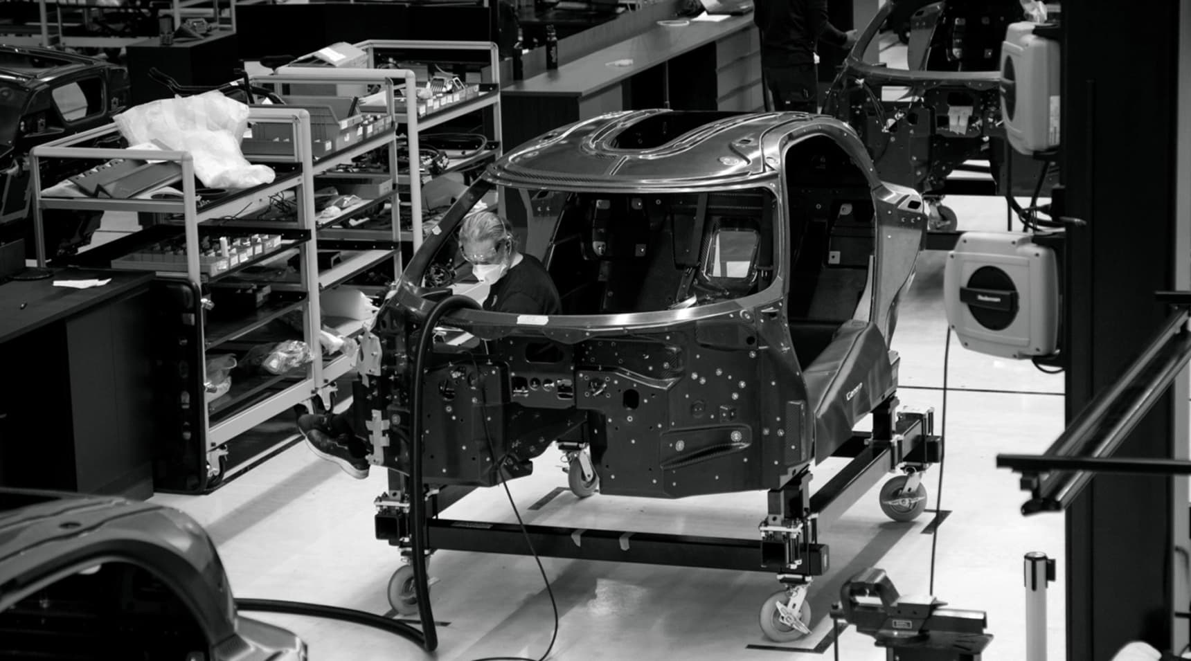 Koenigsegg Gemera enters production: the 2,300 hp Mega-GT becomes reality