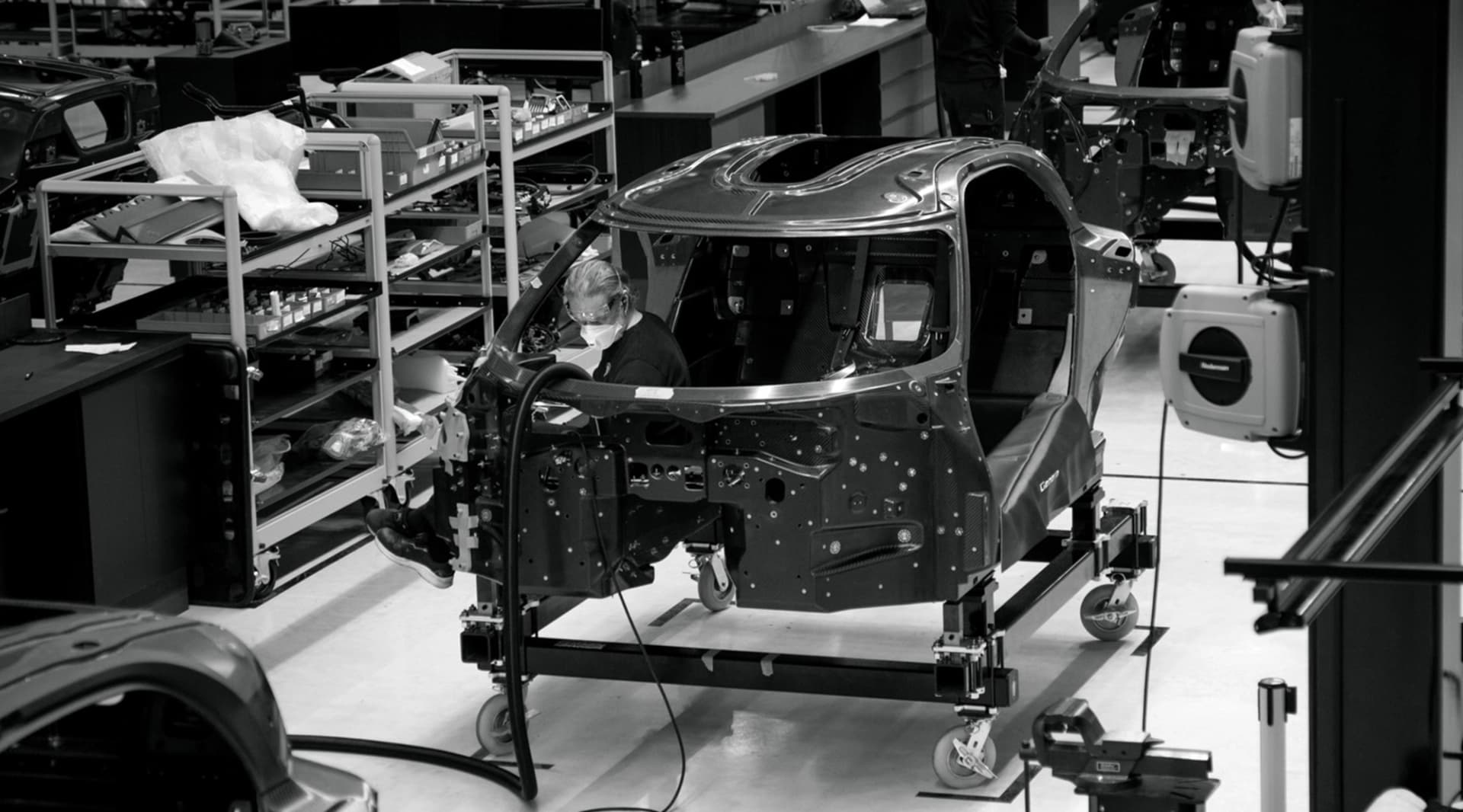 Koenigsegg Gemera enters production: the 2,300 hp Mega-GT becomes reality